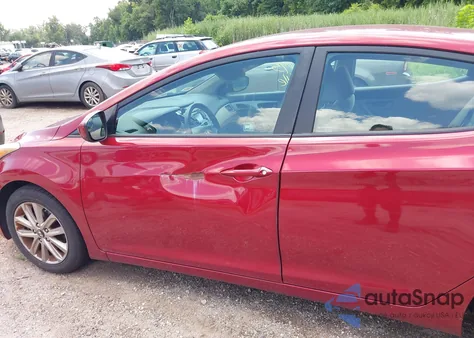 2014 Hyundai Elantra Se z USA, uszkodzony, nr VIN 5NPDH4AE4EH480355